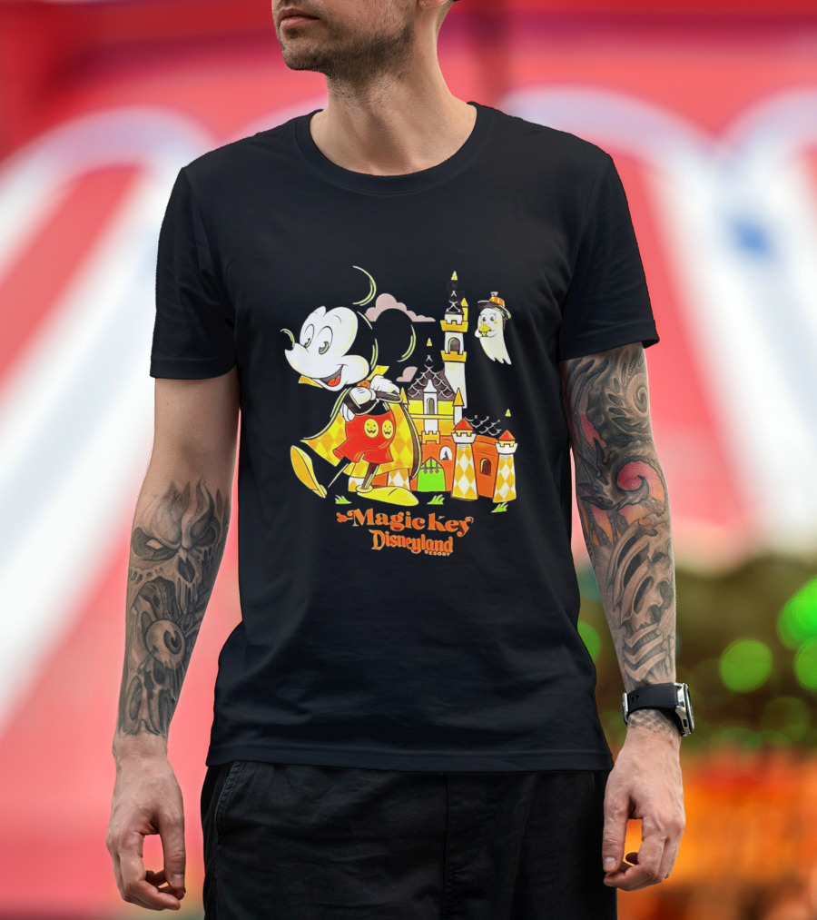 Mickey Mouse Magic Key Disneyland Resort Halloween Castle Ghost T-Shirt