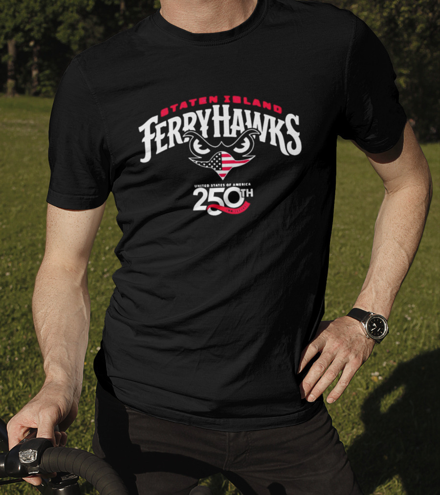 Staten Island FerryHawks United States Of America 250th Anniversary Hawk Head American Flag T-Shirt