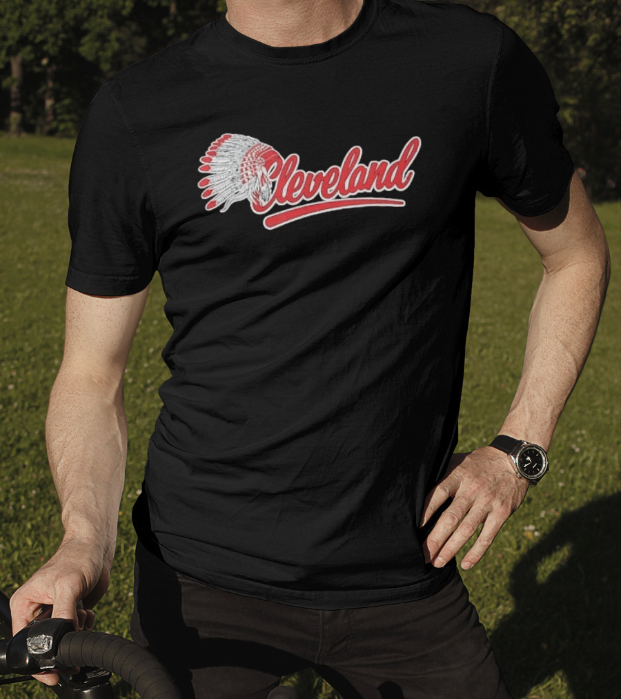 Cleveland Native American Feather Headdress Distressed Script T-Shirt