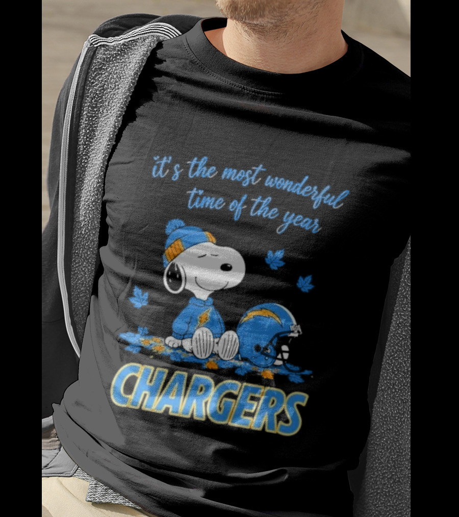 It's The Most Wonderful Time Of The Year Los Angeles Chargers Snoopy Sitting Helmet Falling Leaves T-Shirt
