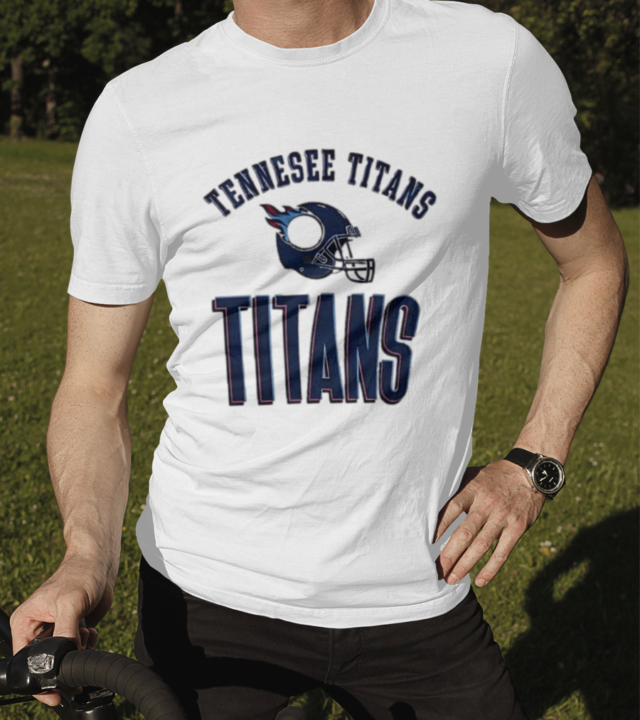 Tennessee Titans Everyone Es Women's Sports Titans Helmet T-Shirt