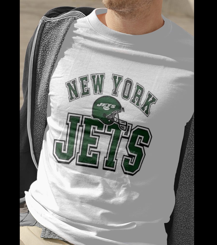 New York Jets Everyone Es Women's Sports Football Helmet T-Shirt