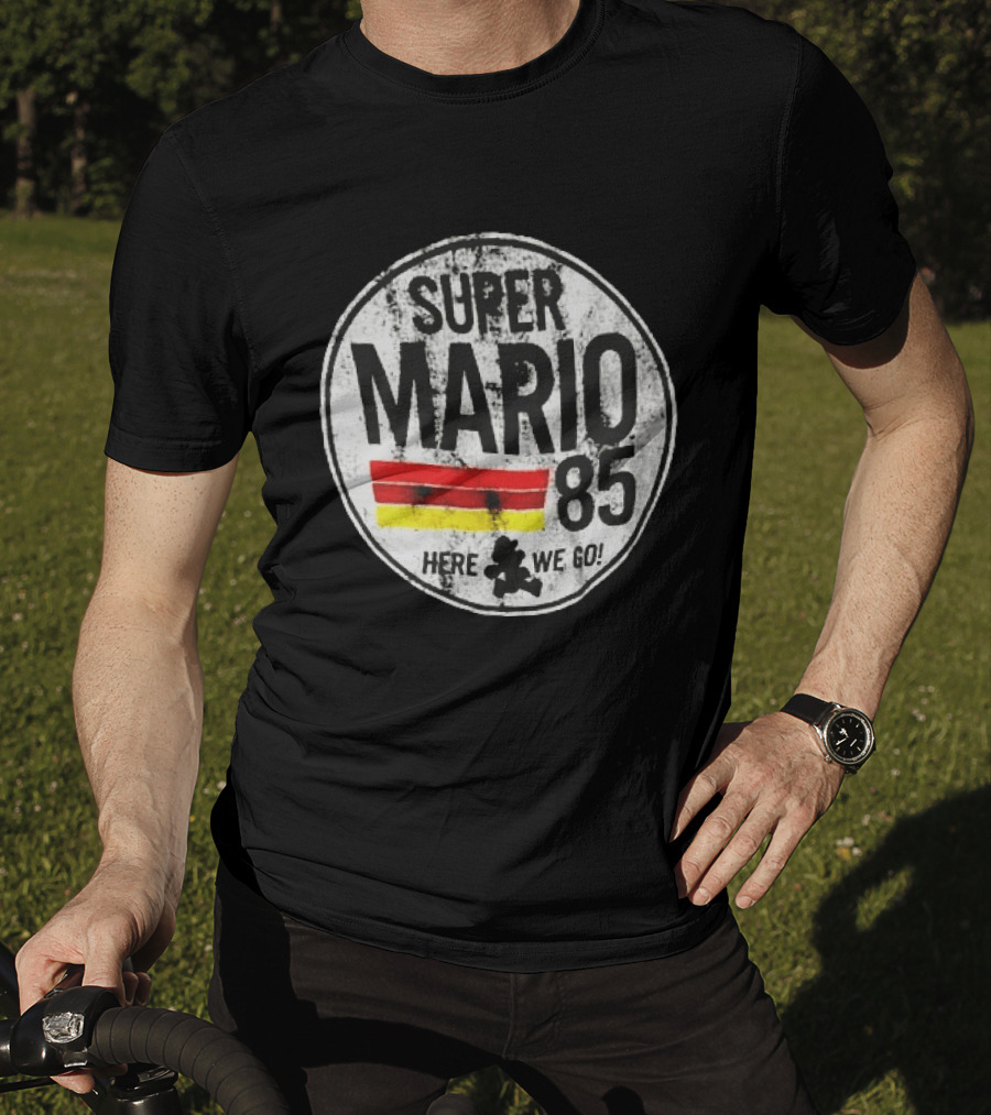 Super Mario 85 Here We Go Vintage Circle T-Shirt