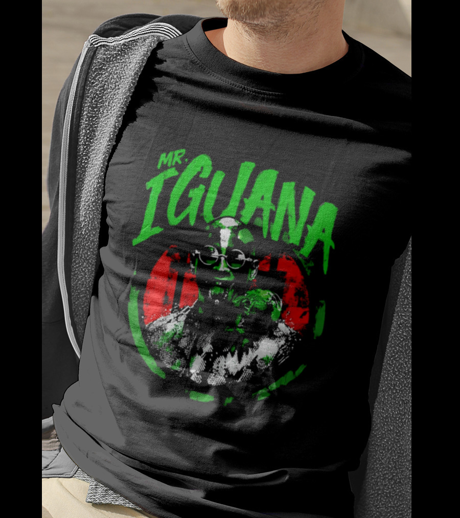 Mr Iguana Man Round Sunglasses Lizard Red Distressed Bootleg T-Shirt