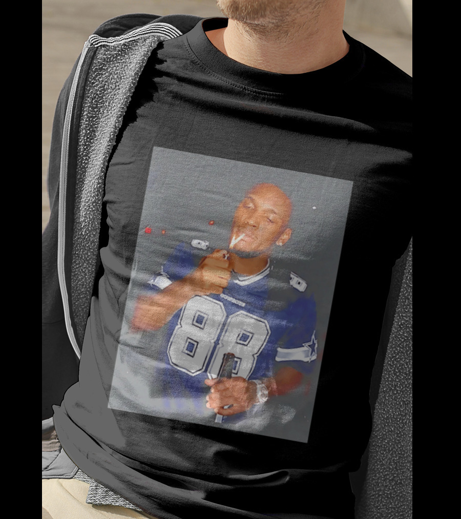 CeeDee Lamb Dallas Cowboys 88 Jersey Holding Beer Smoking T-Shirt