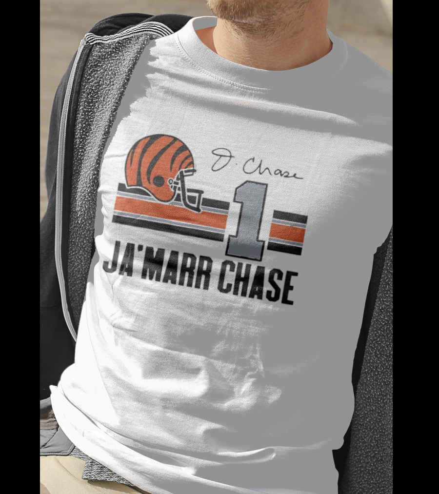 Cincinnati Bengals Ja'Marr Chase Helmet 1 J Signature Stripes Wood Texture T-Shirt