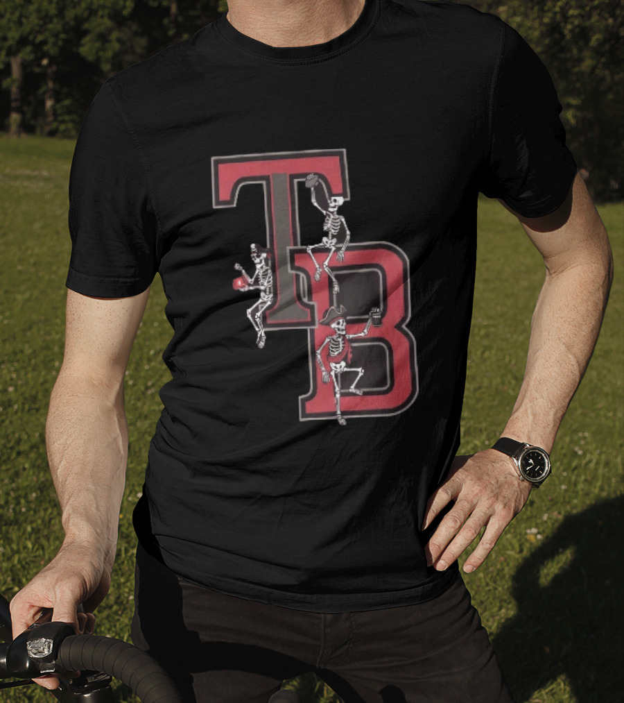 Tampa Bay Buccaneers TB Pirate Skeletons Football T-Shirt