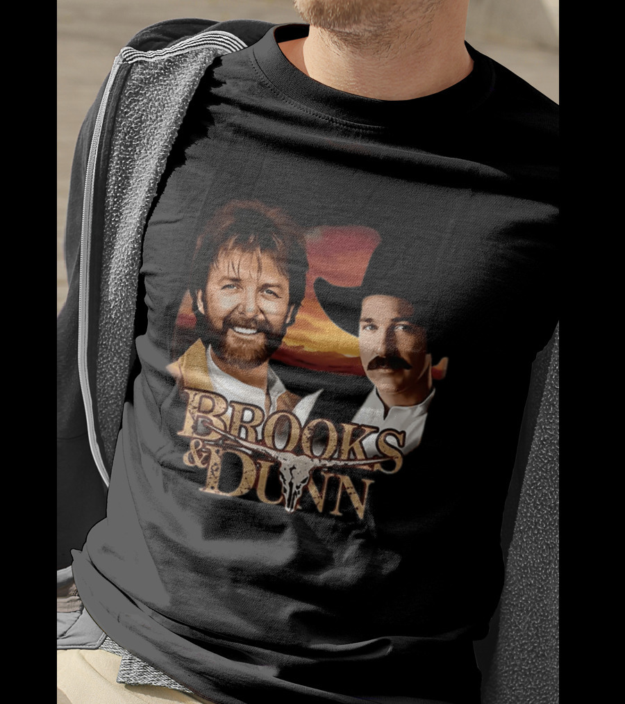 Brooks And Dunn Von Miller Dallas Cowboys Sunset T-Shirt