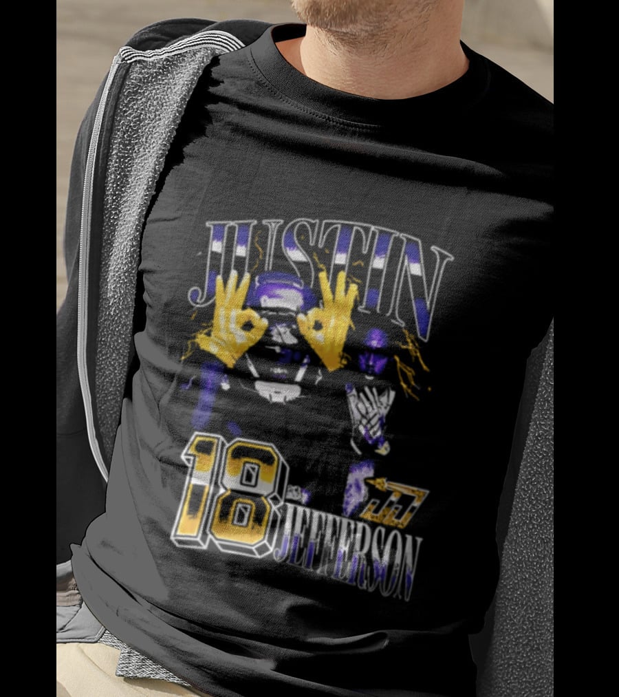 Justin Jefferson 18 Gold Gloves Lightning Bootleg Player Photos T-Shirt