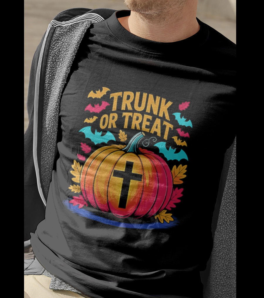 Trunk Or Treat Christian Pumpkin Cross Halloween T-Shirt