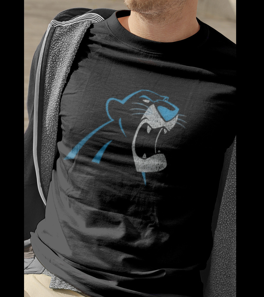 Carolina Panthers Distressed Snarling Panther NFL Team Spirit T-Shirt