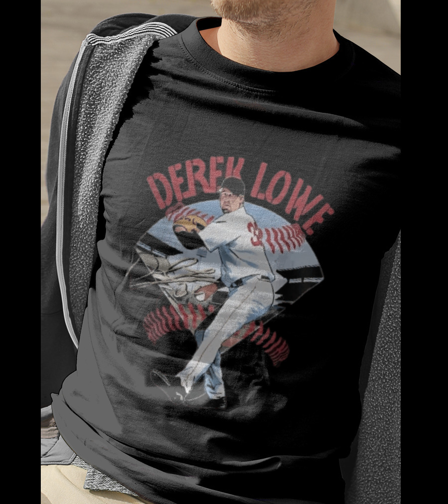 Derek Lowe Number 32 Pitcher Vintage Baseball Action T-Shirt
