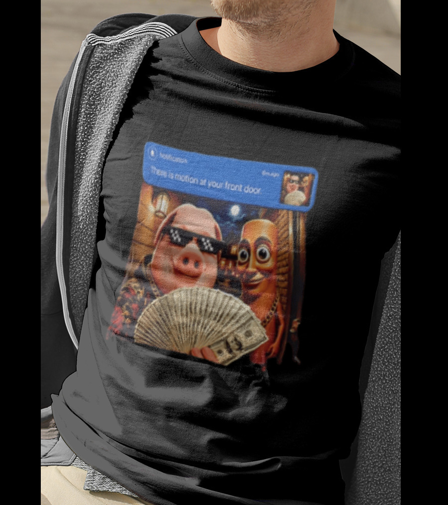 Notification Meme Pig And Wooden Man With Money Motion Alert T-Shirt