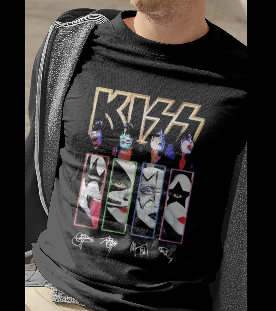KISS Band Members Faces And Autographs Signature T-Shirt