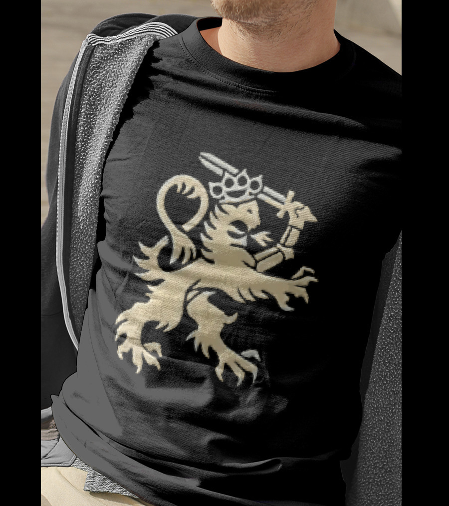 Heraldic Gold Rampant Lion With Crown Sword And Brass Knuckles T-Shirt