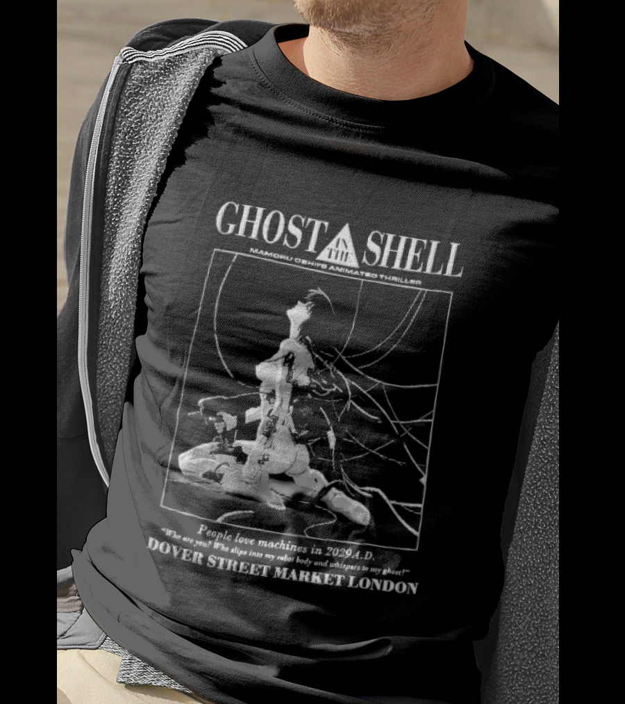 Dover Street Market London Ghost In The Shell Mamoru Oshii 2029 Cyborg Female Wires Gun People Love Machines T-Shirt