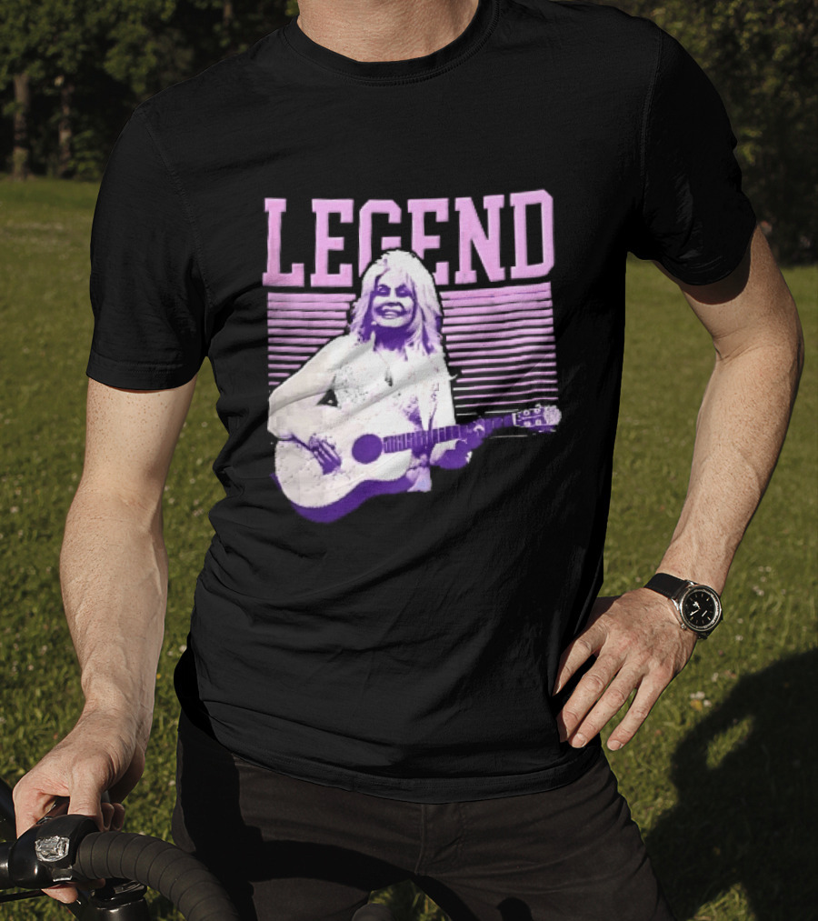 Legendary Female Country Singer Acoustic Guitar Pink Halftone Stripes T-Shirt