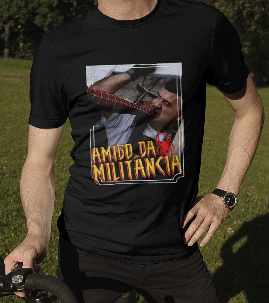 Amigo Da Militância Spider Man Punching T-Shirt