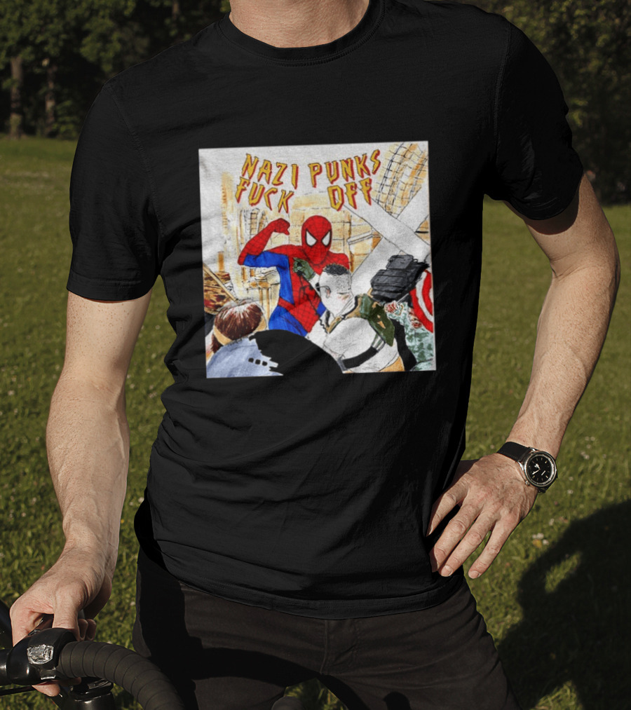 Nazi Punks Fuck Off Spiderman Characters Beating Minneapolis Police Pointing Meme T-Shirt