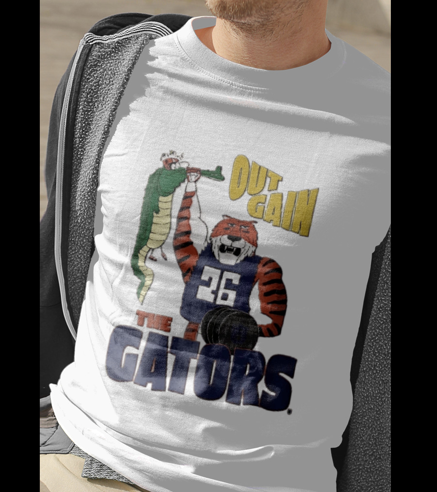 Auburn Tigers Out Gain The Gators Cartoon Weightlifting Alligator NCAA T-Shirt