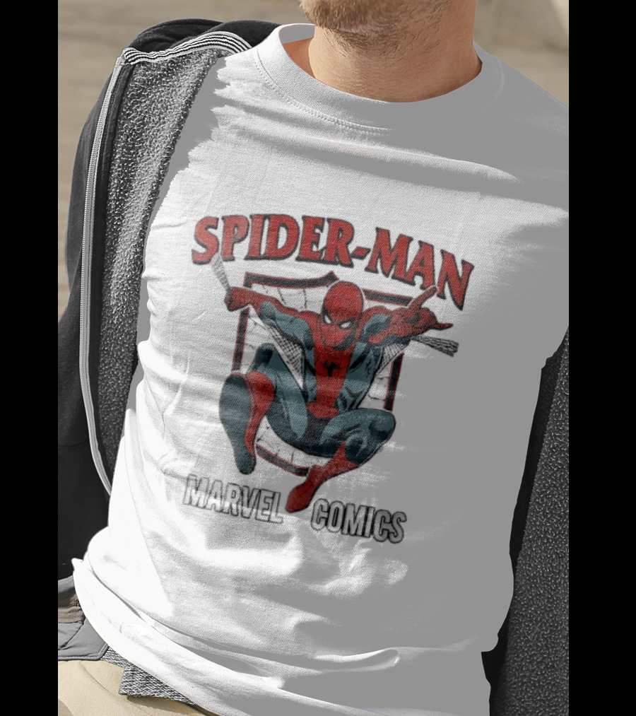 Spider Man Marvel Comics Crouching Web Shield Pose T-Shirt