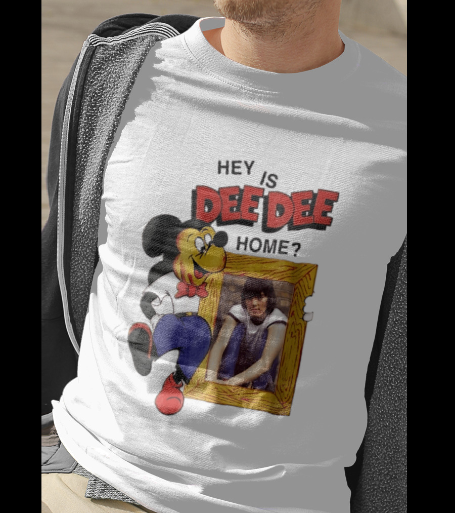 Hey Is Dee Dee Home Cartoon Mickey Mouse Holding Framed Photo T-Shirt