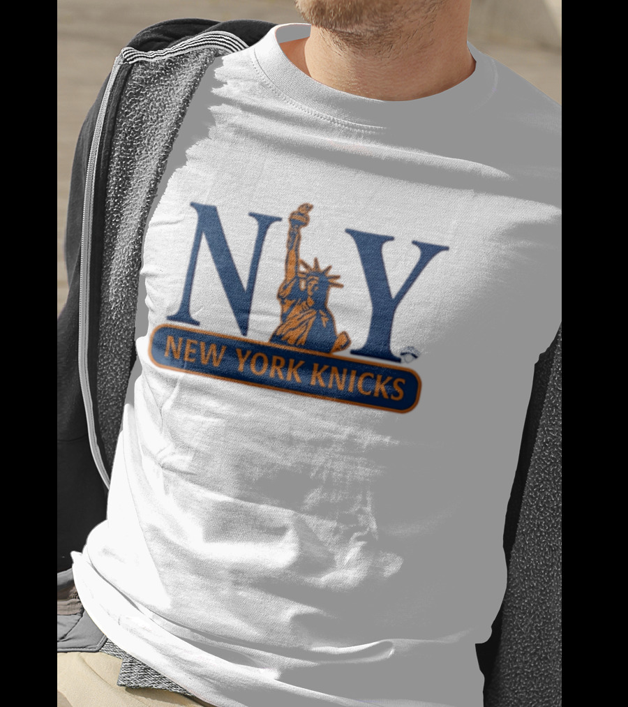New York Knicks NY Statue Of Liberty T-Shirt