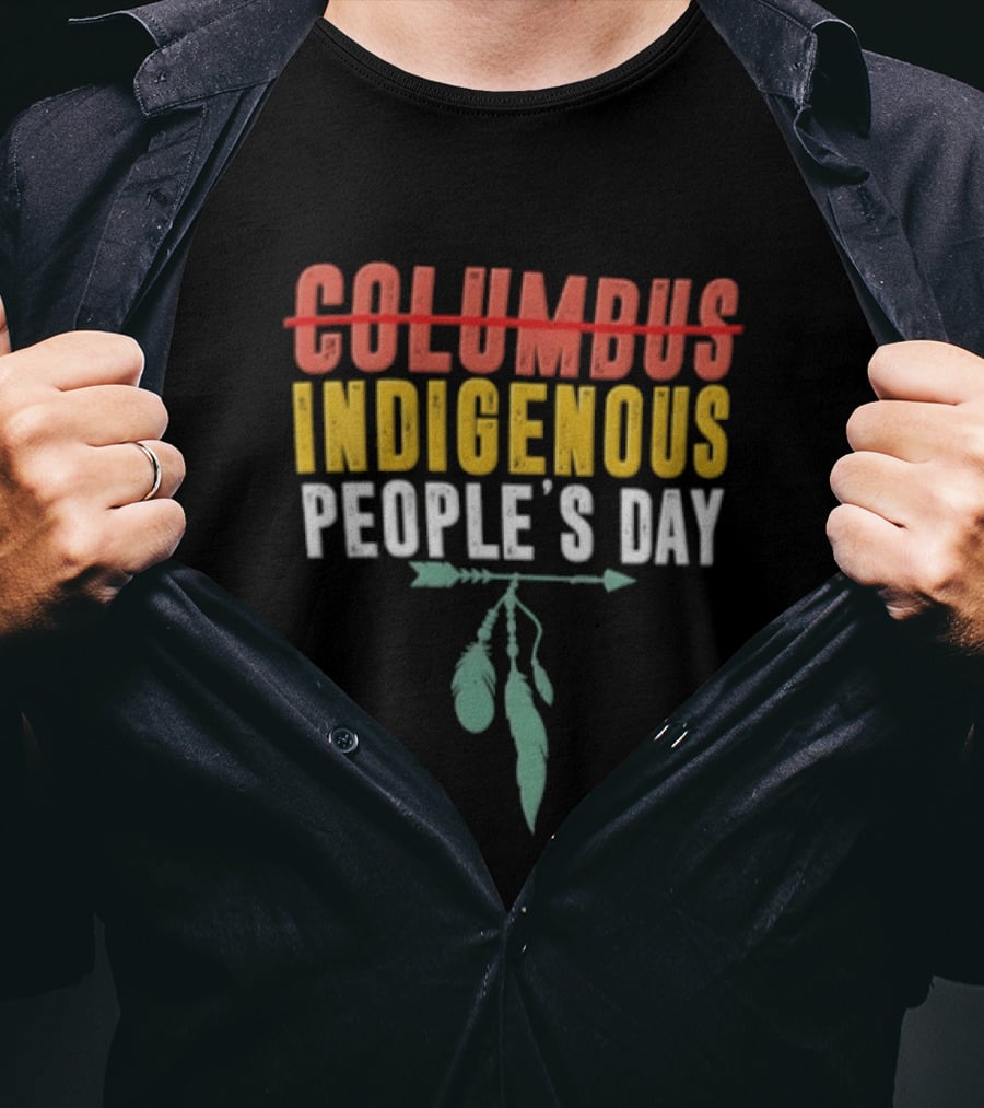 Indigenous People's Day Text With Arrow And Feathers T-Shirt