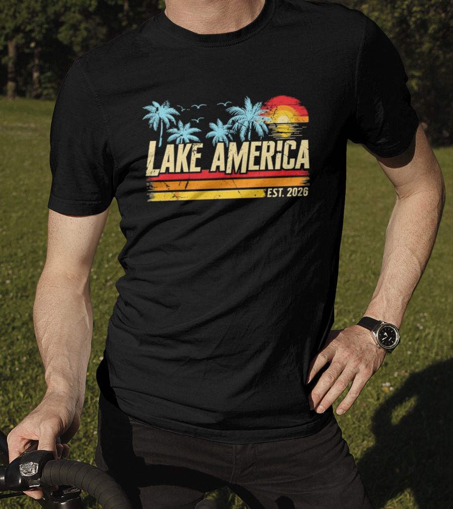 Lake America Est 2026 Tropical Vacation Sunset Palm Trees And Seagulls T-Shirt