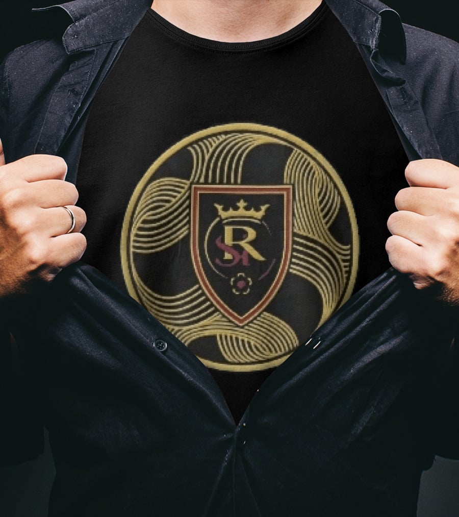Royal Shield Gold Crown Monogram Rs Filigree Circular T-Shirt