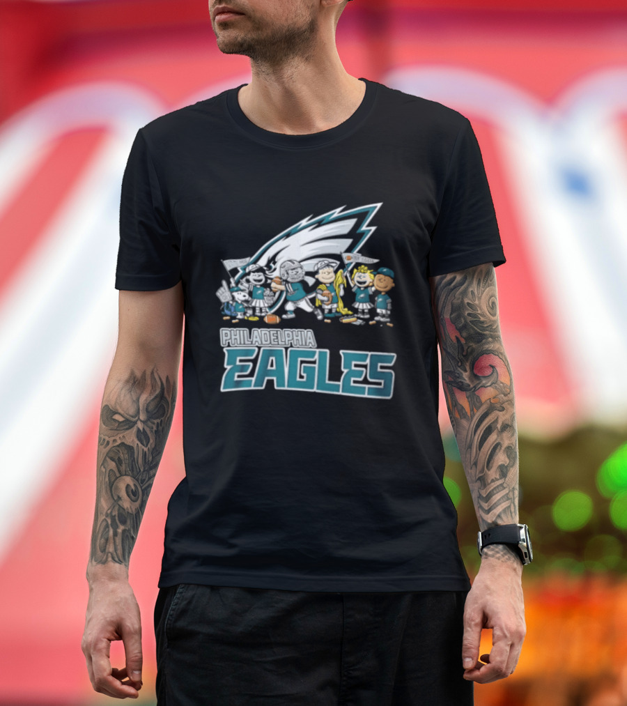 Philadelphia Eagles Charlie Brown Snoopy Cheerleaders Team T-Shirt