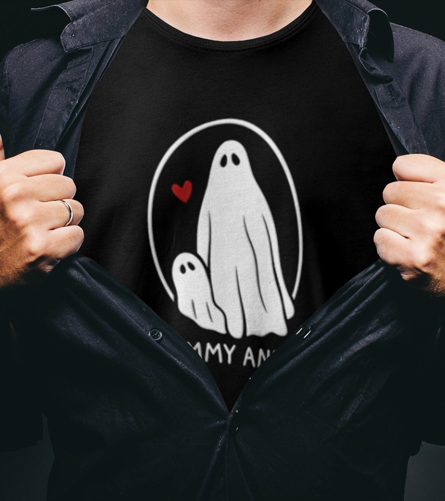 Mommy And Me Ghosts Heart Halloween Matching T-Shirt