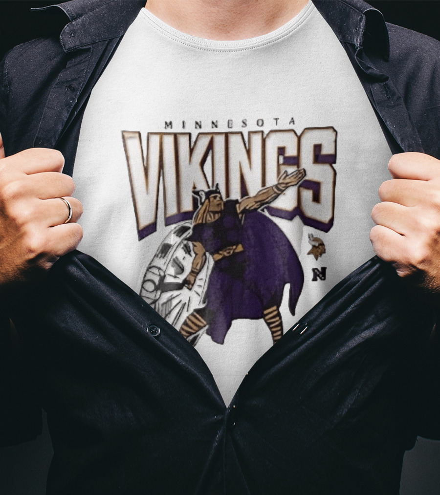 Minnesota Vikings Horned Helmet Warrior With Chrome Shield And Purple Cape T-Shirt