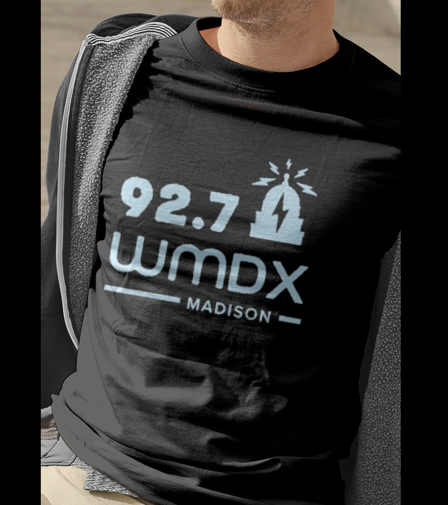 92.7 WMDX Madison Radio Station Civic Media Capitol Dome Lightning T-Shirt