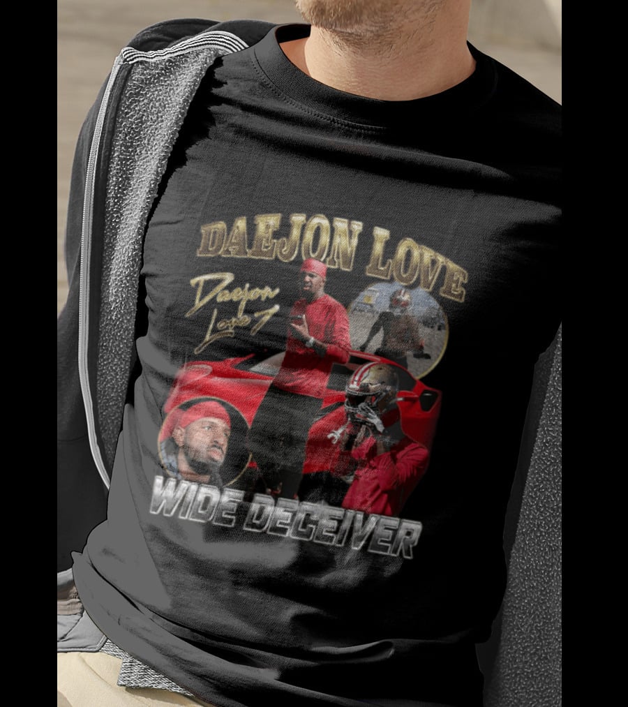 Daejon Love Wide Deceiver Red Car Helmet Bold Look T-Shirt