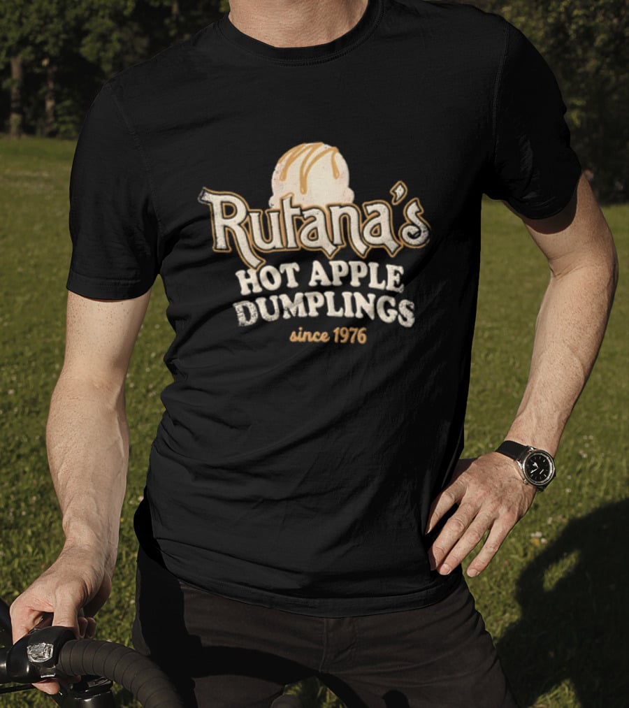 Rutana's Hot Apple Dumplings Since 1976 Dessert Caramel Scoop T-Shirt