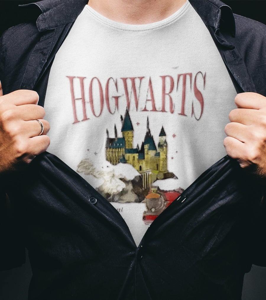 Hogwarts Castle Red Express Steam Train Magical Moments Hedwig Snowy Owl Watercolor T-Shirt