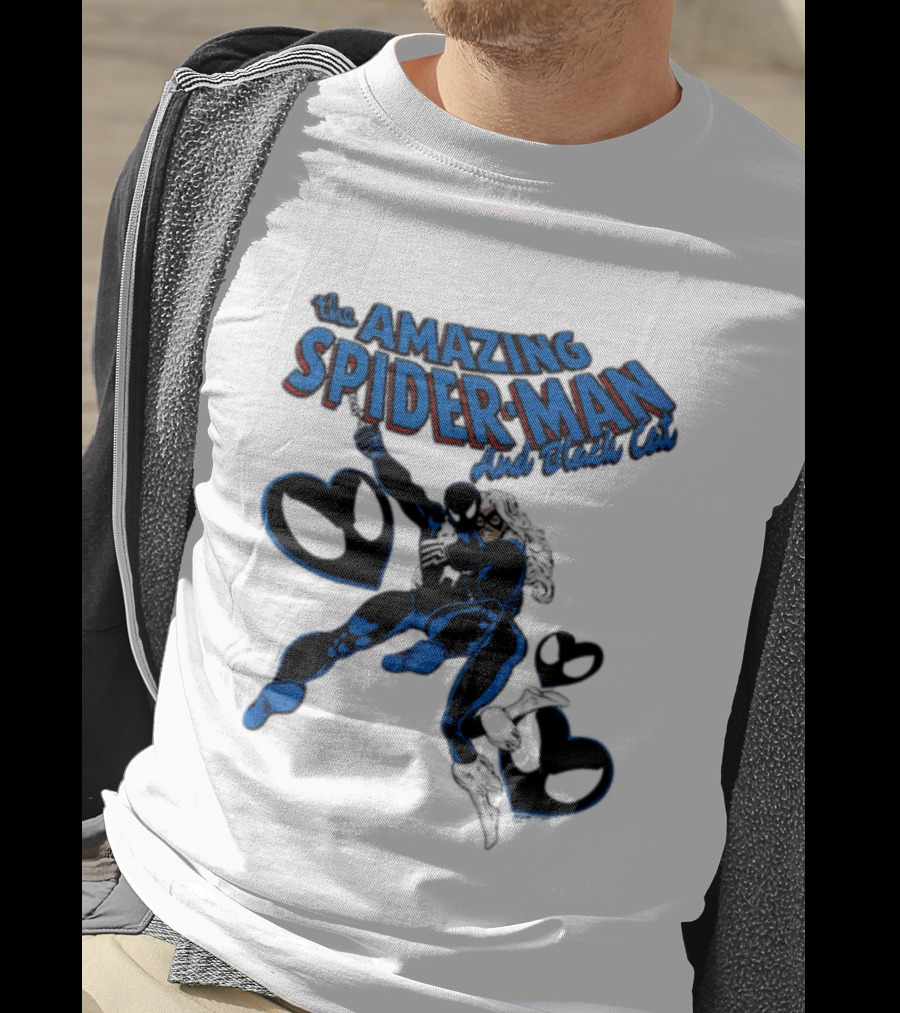 The Amazing Spider Man Hugs Black Cat With Hearts T-Shirt
