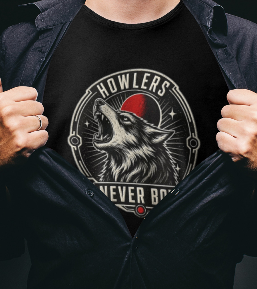 Howlers Never Bow Snarling Wolf Red Moon Celestial T-Shirt
