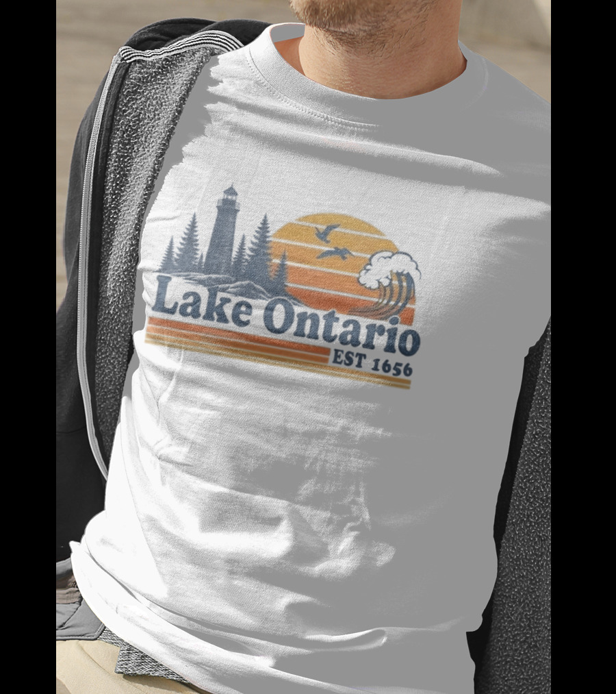 Lake Ontario Est 1656 Lighthouse Sunset Tree Birds T-Shirt