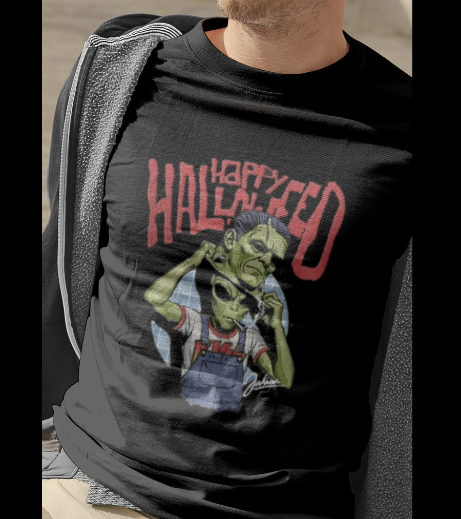 Happy Halloween Julian Green Alien Frankenstein Smoking Cigarette T-Shirt