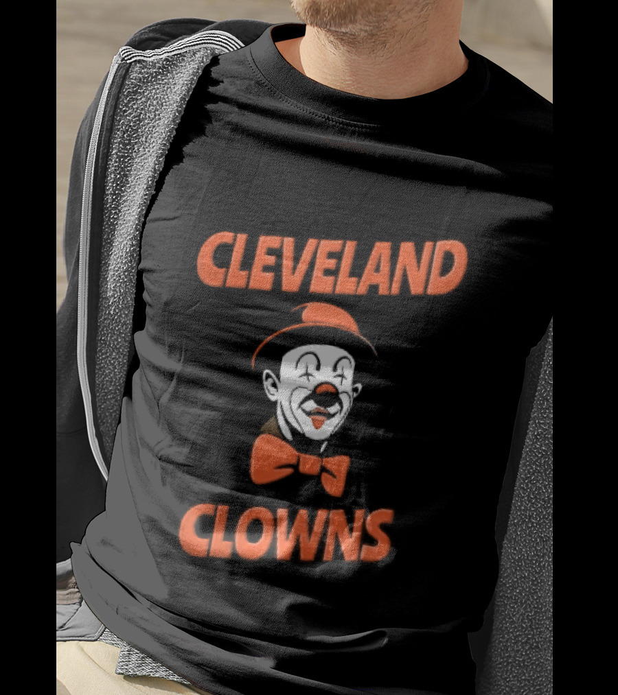 Cleveland Clowns Red Hat Bowtie T-Shirt