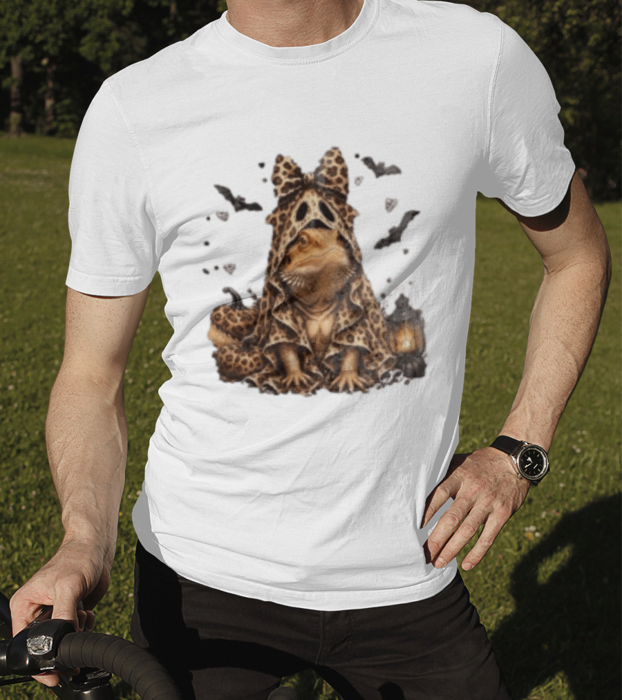 Bewitched Bearded Dragon Cloaked In Leopard Print With Lantern And Bats T-Shirt