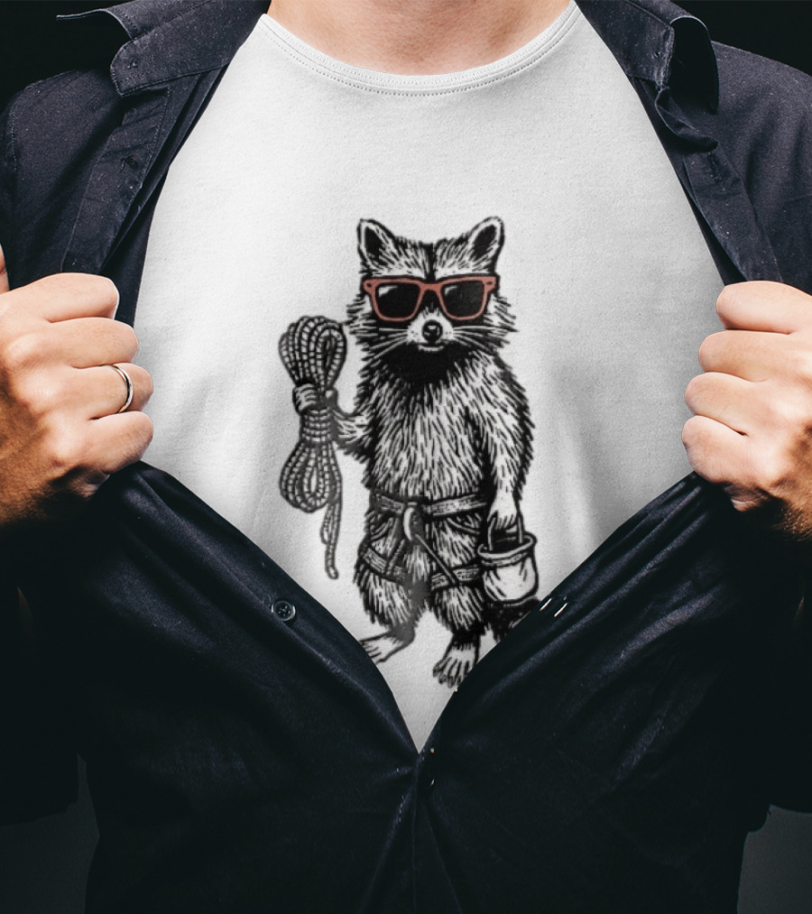 Raccoon Climber Rope Chalk Bag Sunglasses T-Shirt