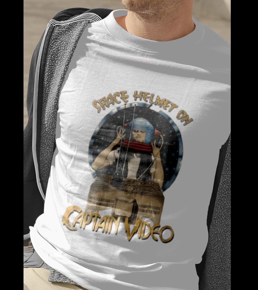 Space Helmet On Captain Video Retro Sci Fi Adventure T-Shirt