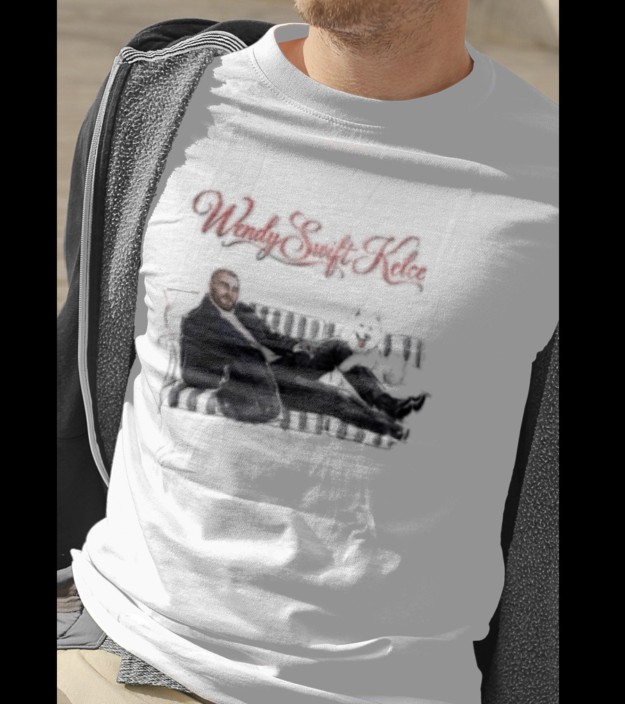 Wendy Swift Kelce Couch T-Shirt