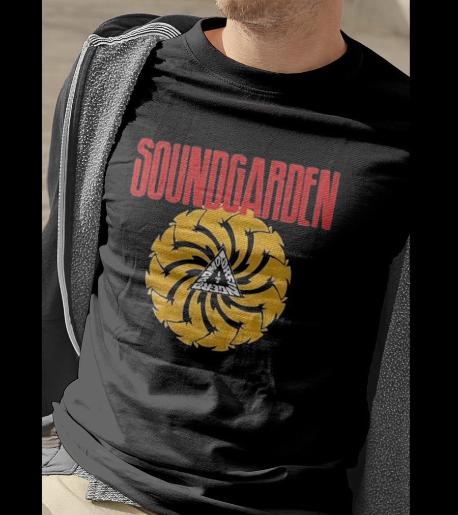 Ben Stiller Focker In Law Greg Focker Soundgarden Spiral Triangular T-Shirt