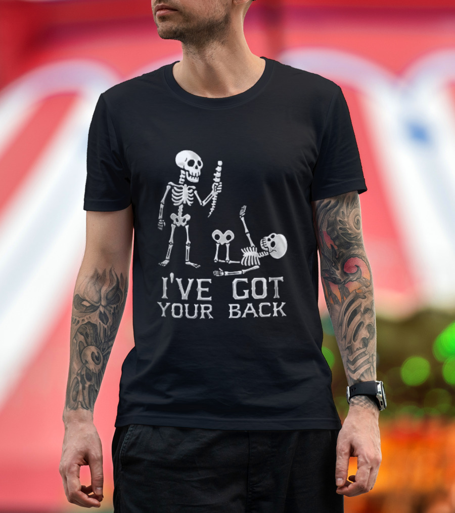 I've Got Your Back Skeleton Humor Holding Spine Over Fallen Body T-Shirt