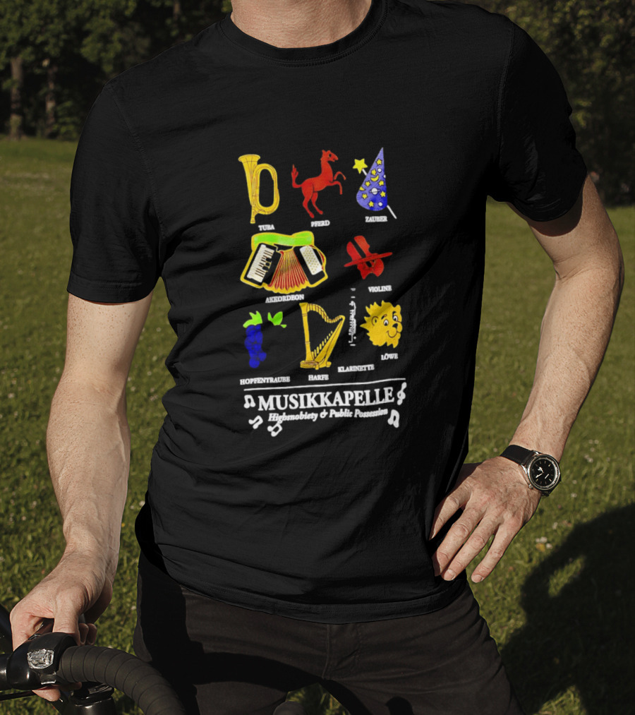 Musikkapelle Highsnobiety And Public Possession Tuba Speed Zauber Akkordeon Wolke Hopfentruabe Harfe Klarinet Löwe T-Shirt