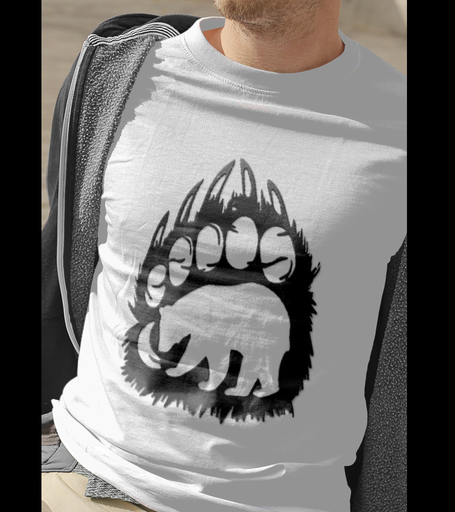 Black Sharp Clawed Grizzly Bear Paw Walking Silhouette Animal Print T-Shirt